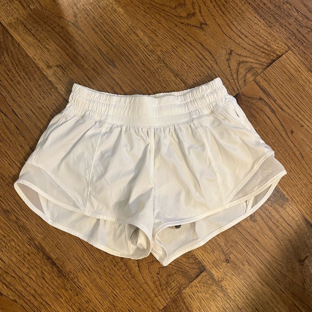 Lululemon hotty hot shorts size